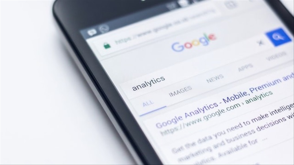 Smartphone screen showing google results for the search term analytics