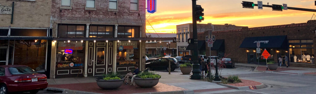 Picture of a small town intersection